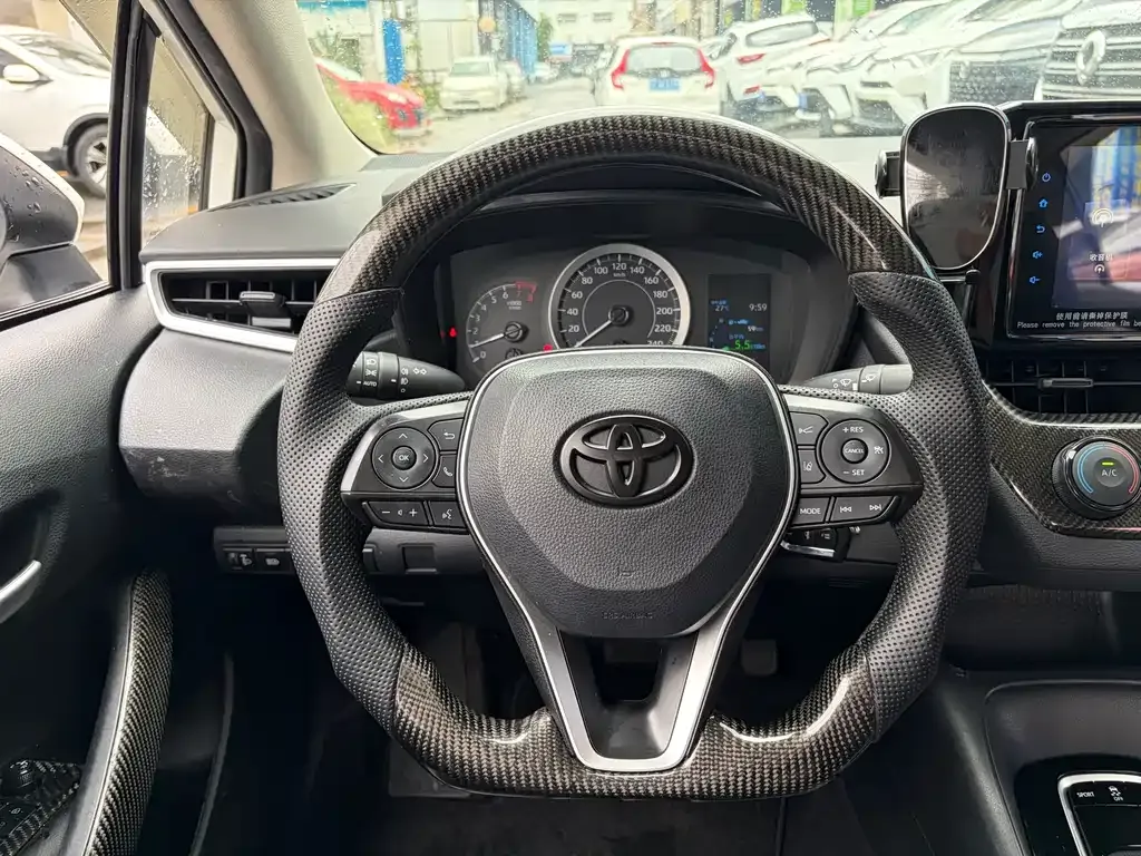 Toyota Corolla — фото 2