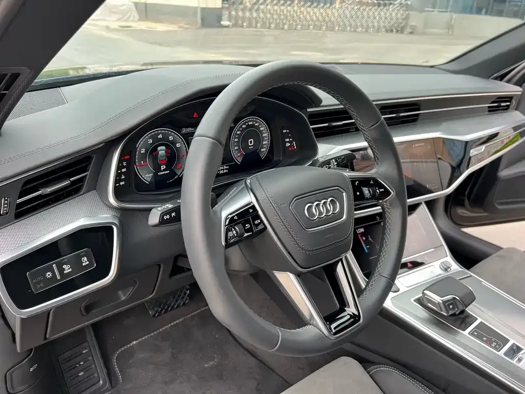 Audi A6L — фото 4