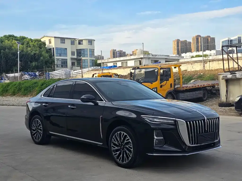 Hongqi H5 — фото 6