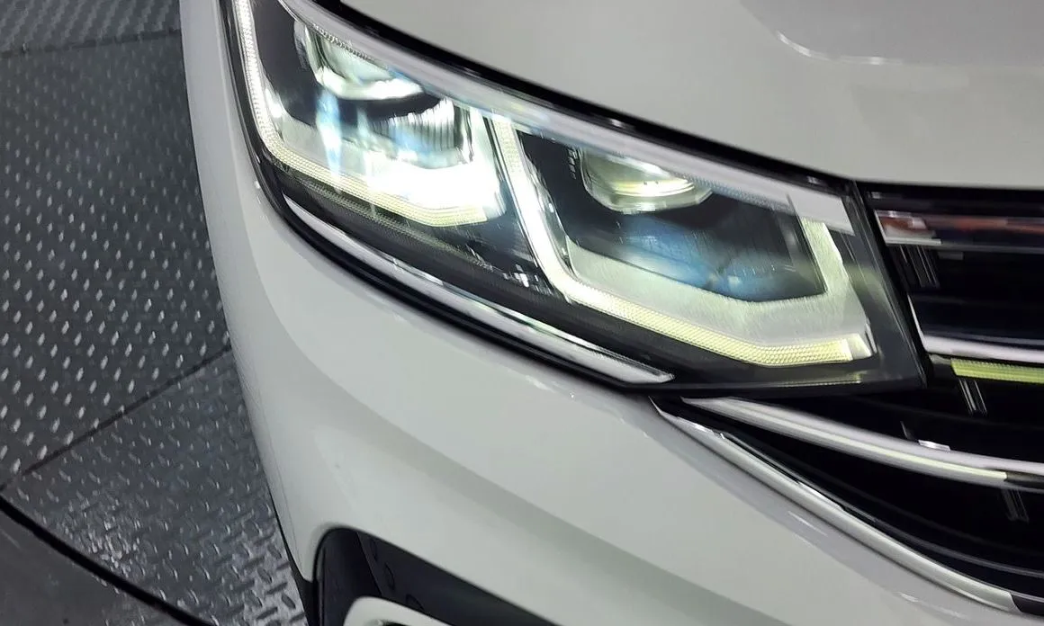 Volkswagen Tiguan — фото 2