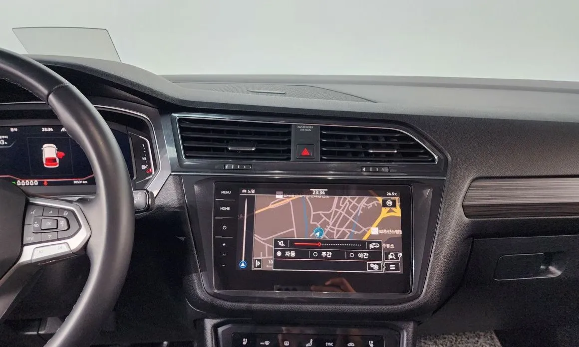 Volkswagen Tiguan — фото 9
