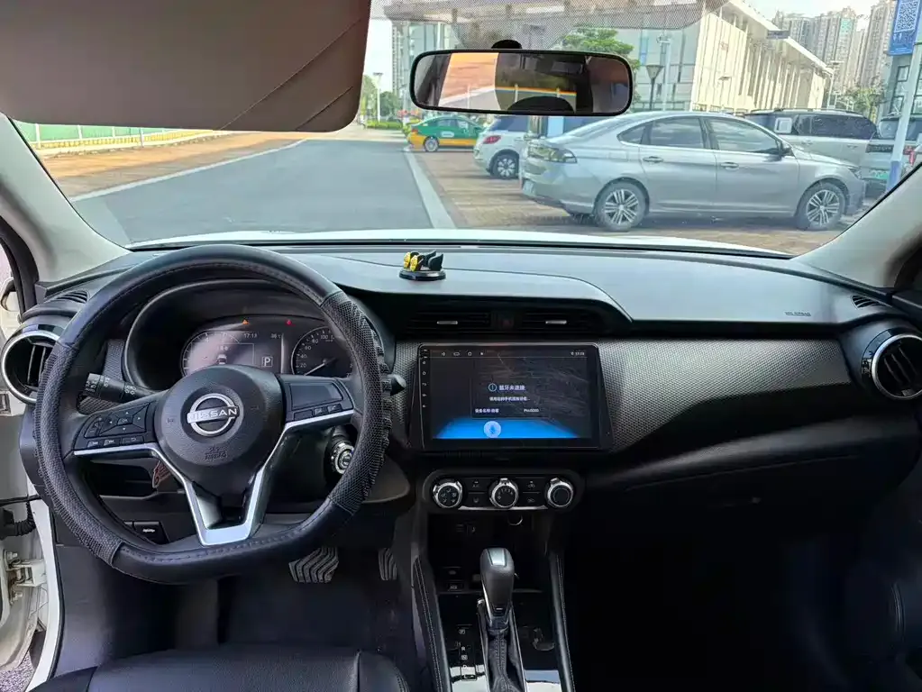 Nissan Kicks — фото 4