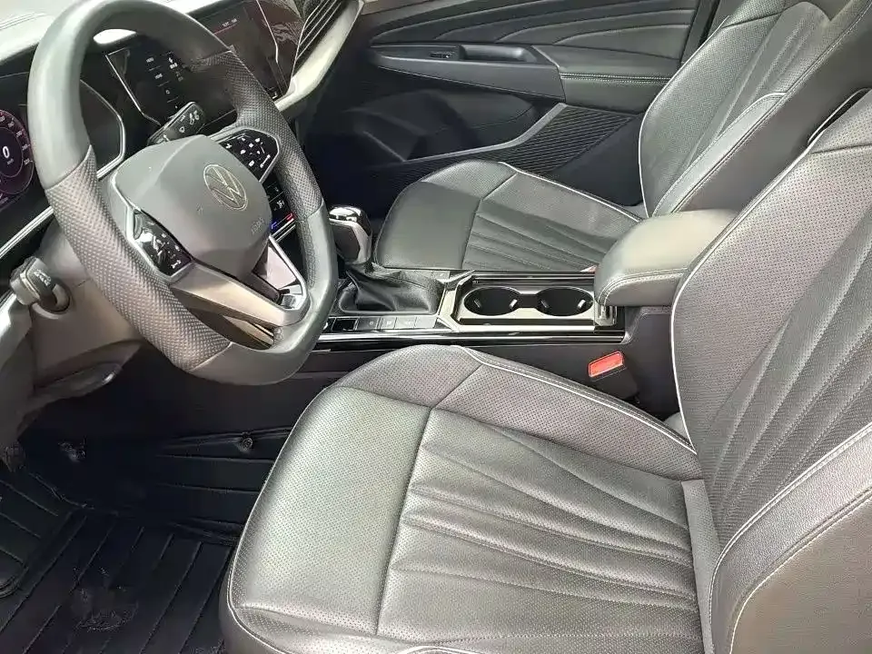 Volkswagen Passat — фото 5