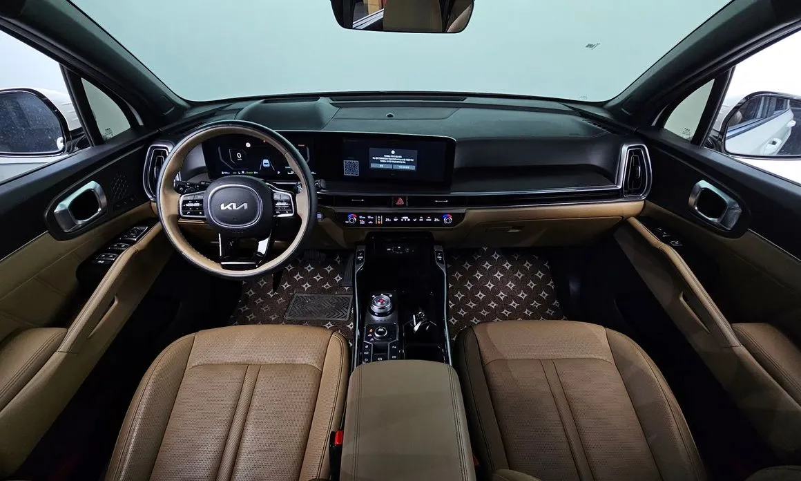 Kia Sorento — фото 9
