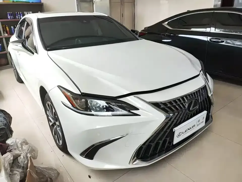 Lexus ES — фото 3