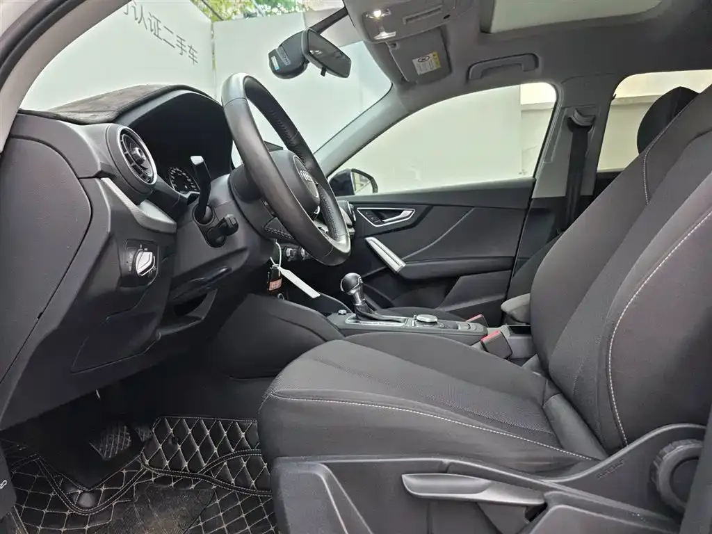 Audi Q2L 2021 из CN, фото 6