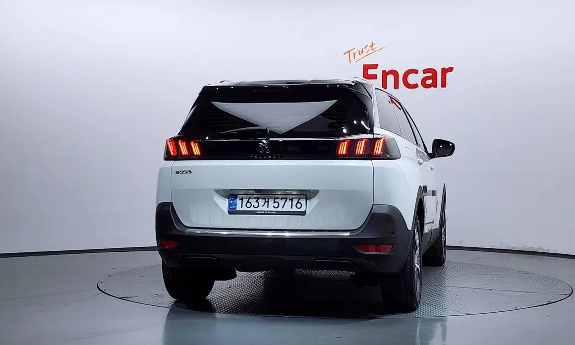 Peugeot 5008 2024 из KR, фото 9