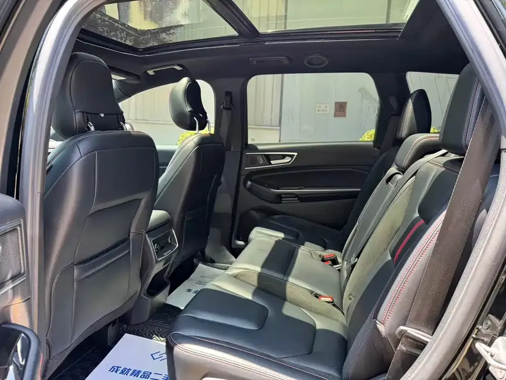 Ford Edge — фото 4