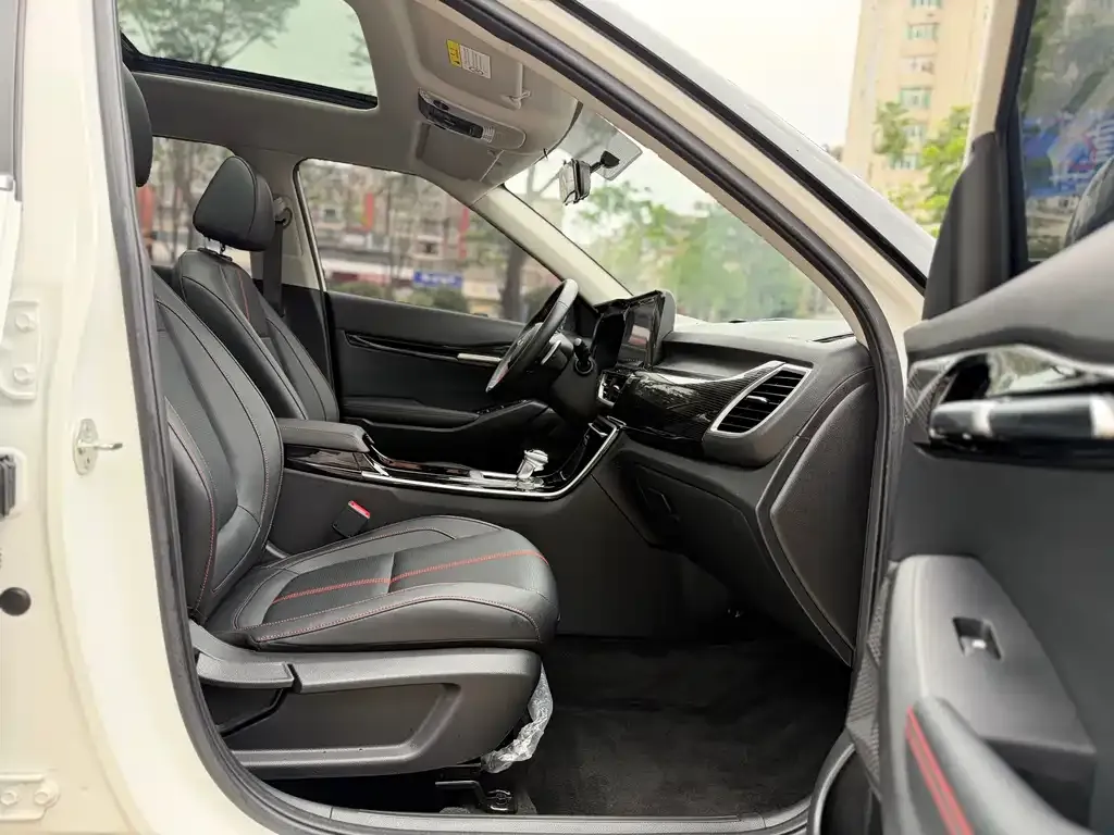 Kia KX3 2022 из CN, фото 6