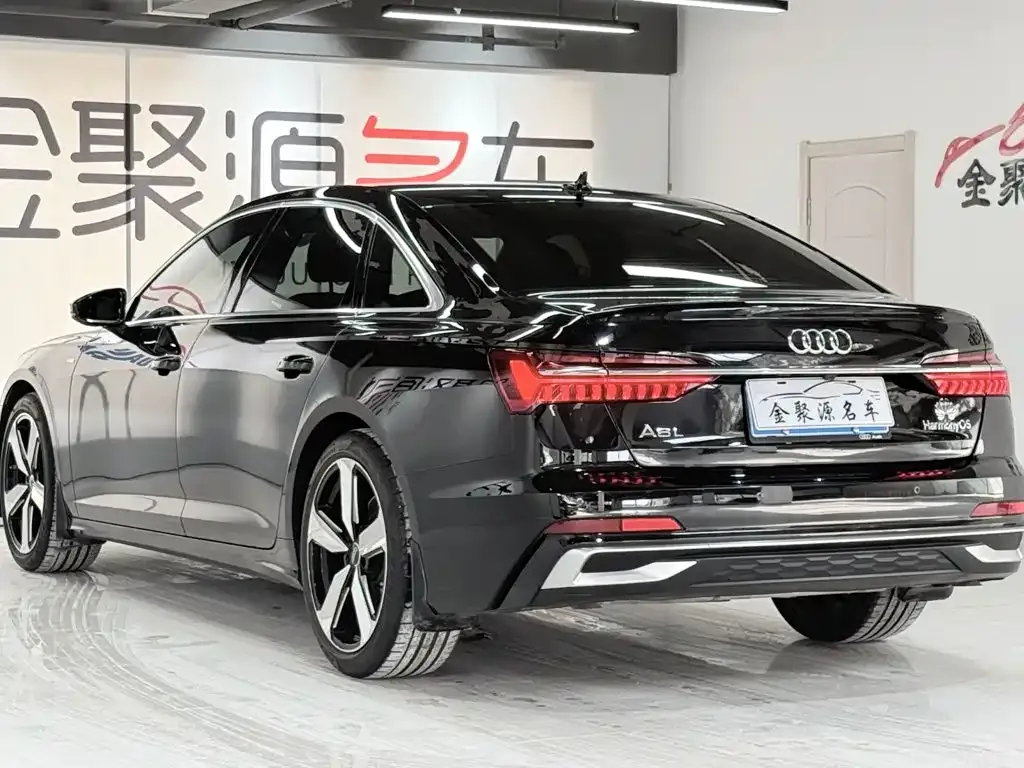 Audi A6L — фото 9