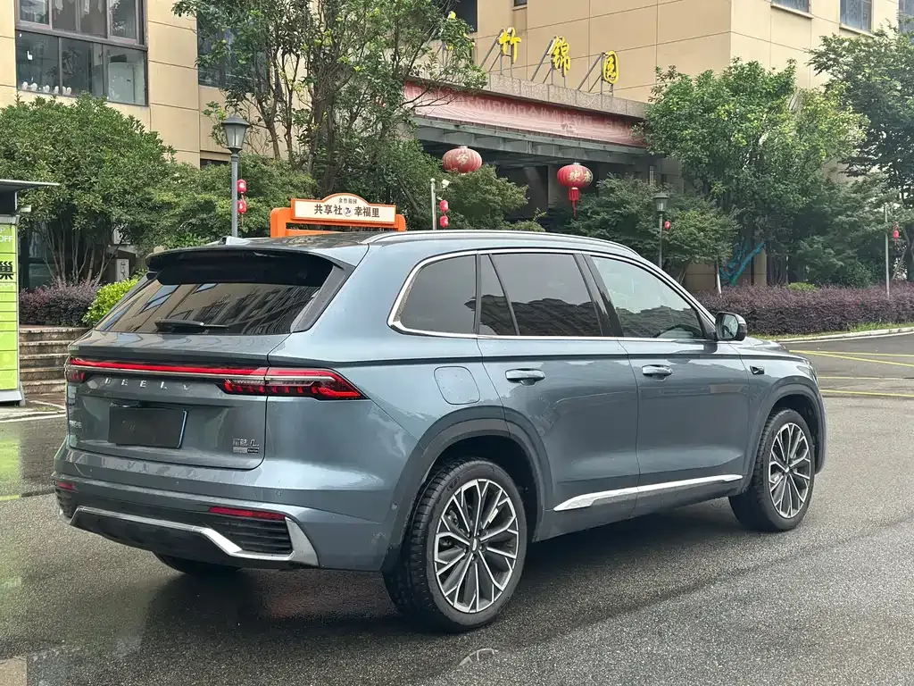 Geely Xingyue L — фото 10