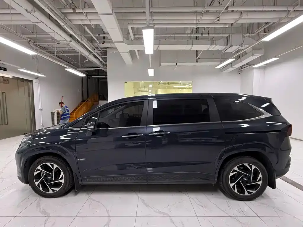 Hyundai Custo — фото 3