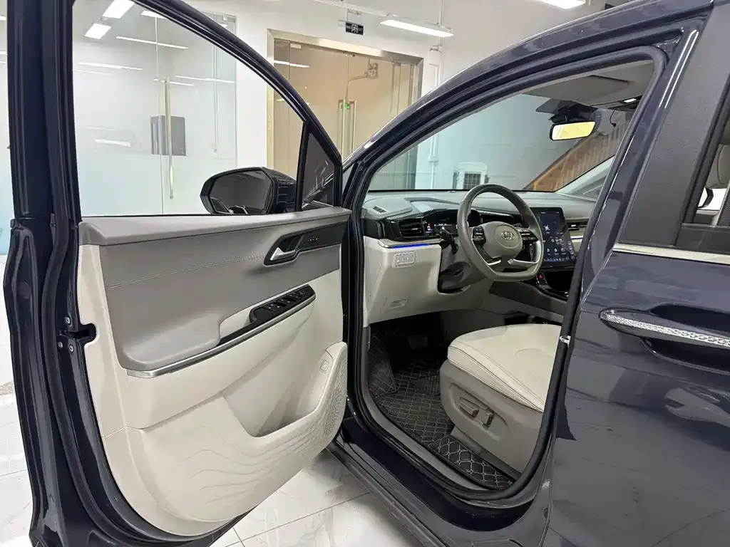 Hyundai Custo — фото 7