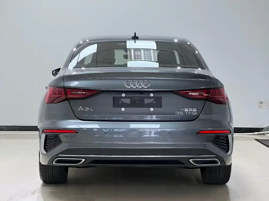 Audi A3 — фото 2