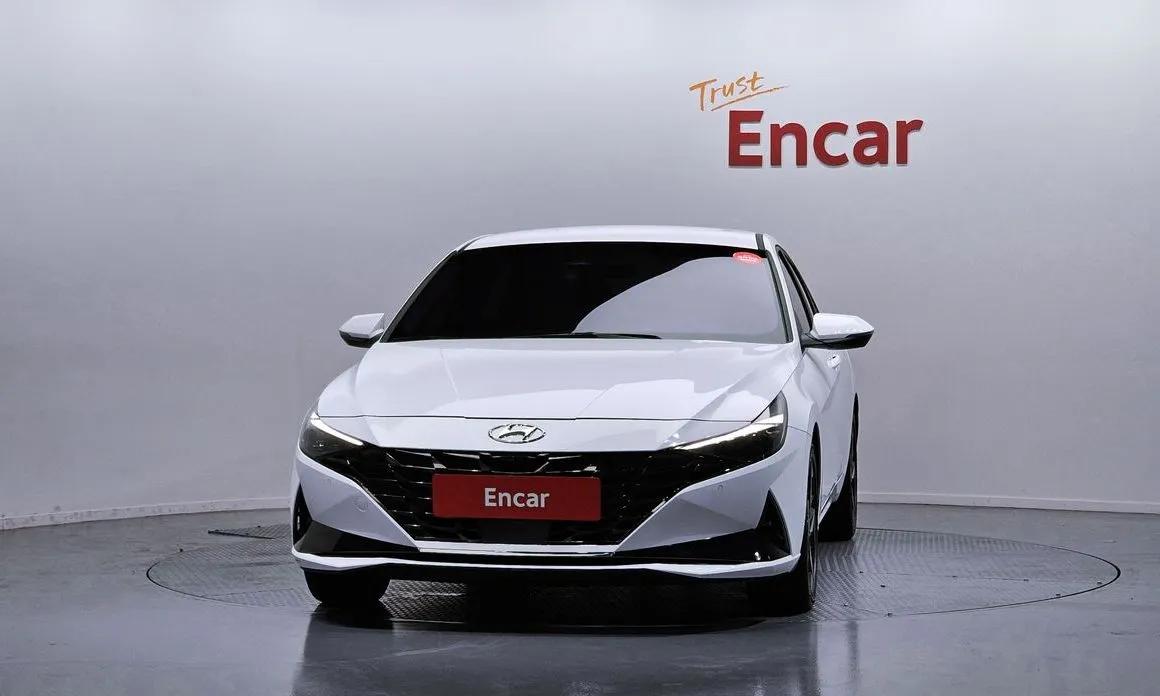 Hyundai AVANTE 2023 из KR, фото 2