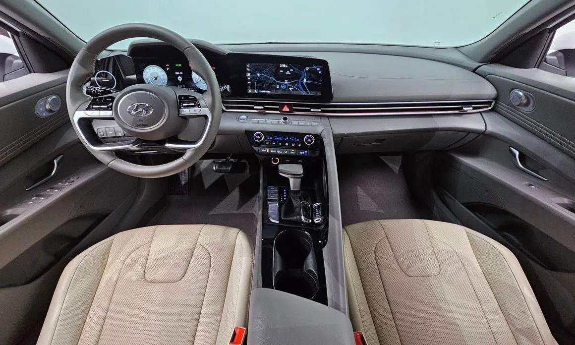 Hyundai AVANTE 2023 из KR, фото 10