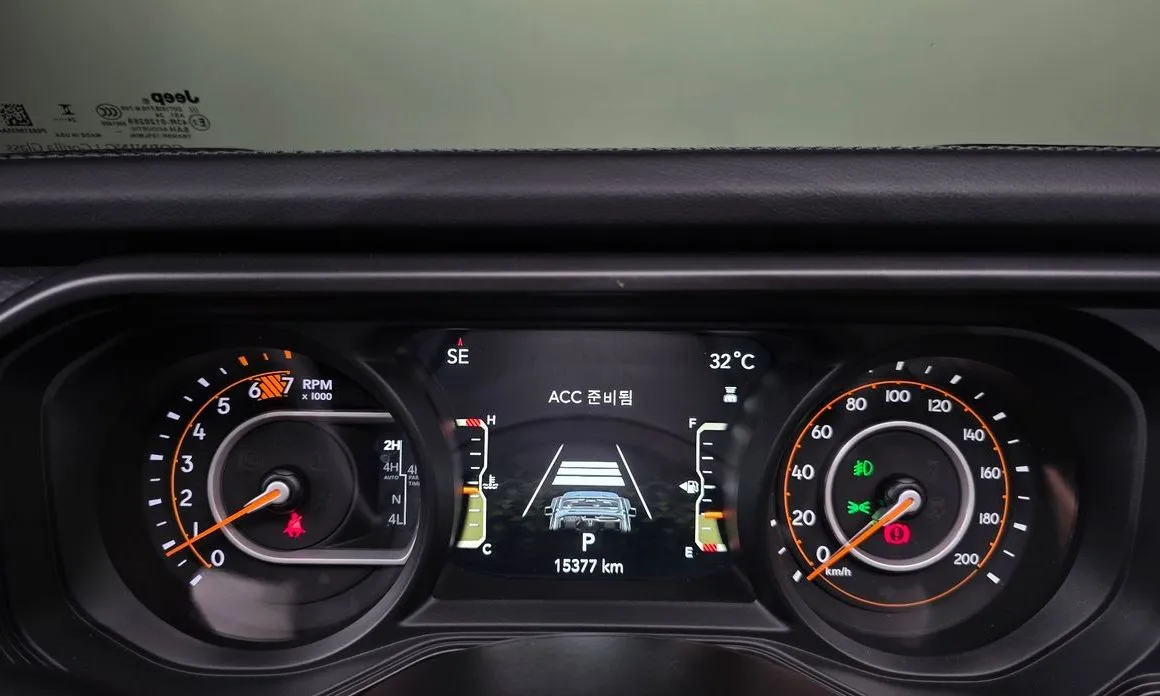 Jeep Wrangler — фото 4