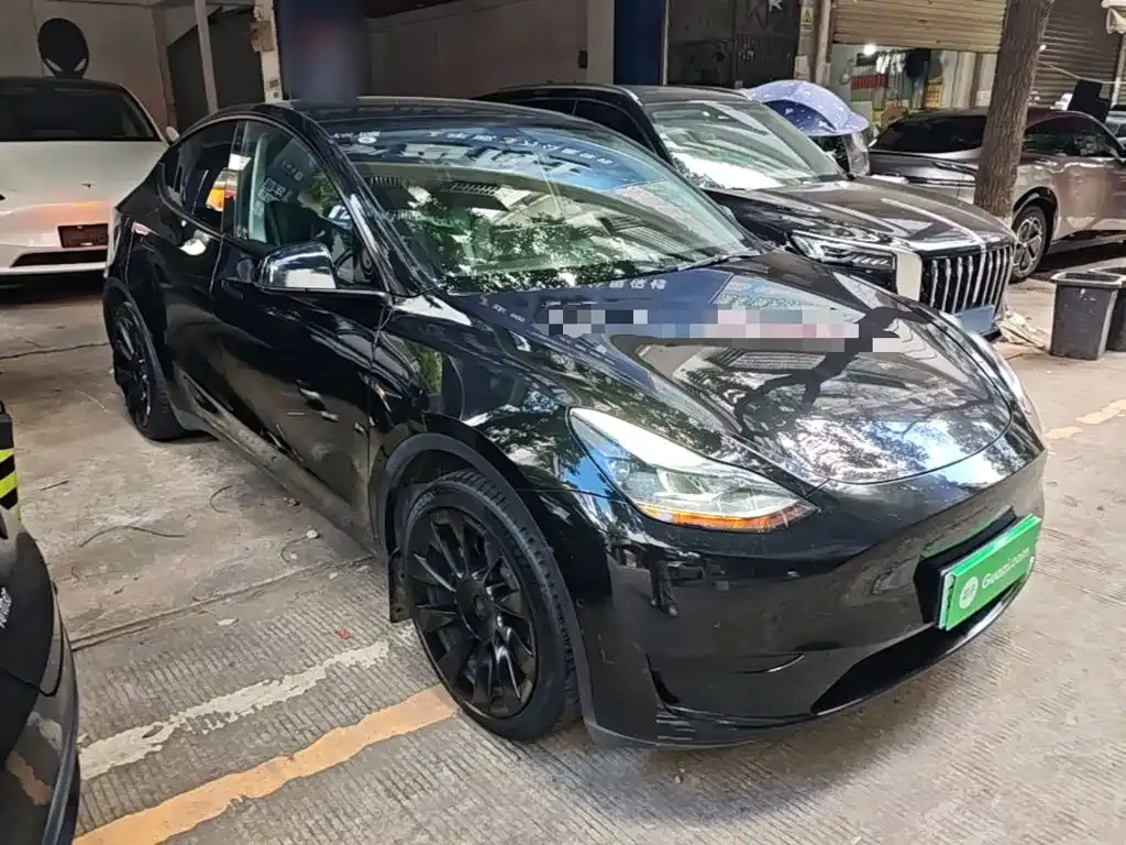 Tesla Model Y — фото 4