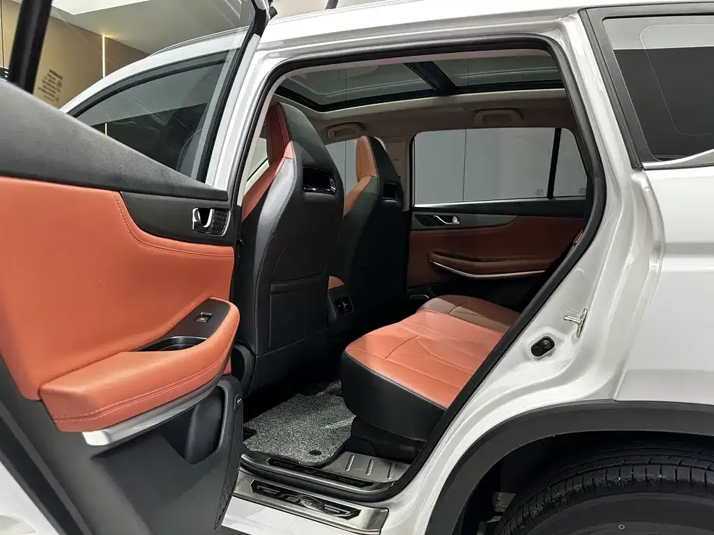 Changan CS75 2025 из CN, фото 9