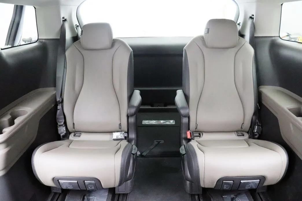 Kia Carnival 2025 из KR, фото 7