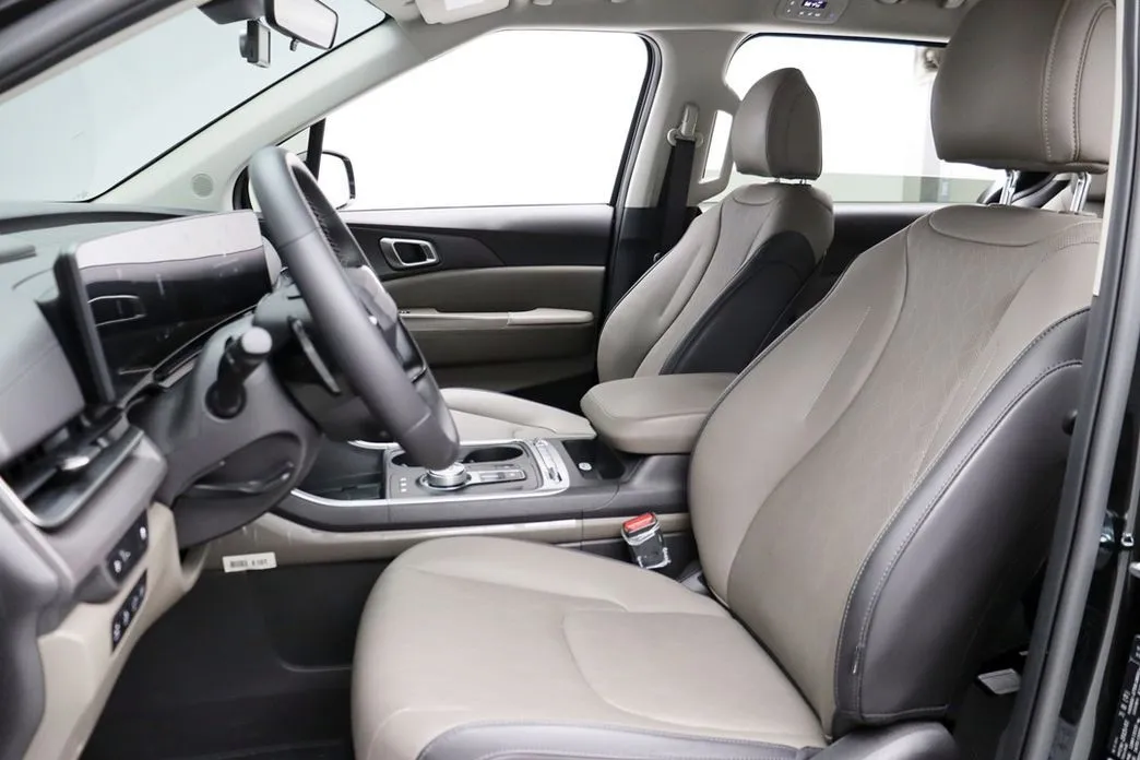 Kia Carnival 2025 из KR, фото 8
