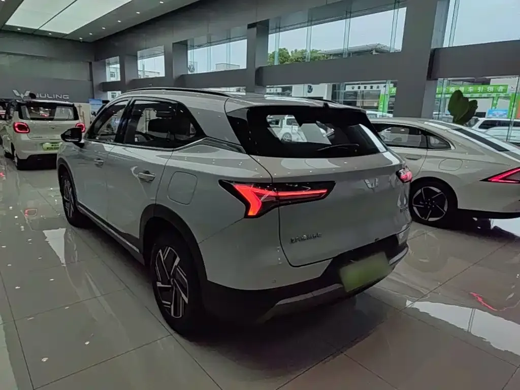 Wuling Xingguang S — фото 10