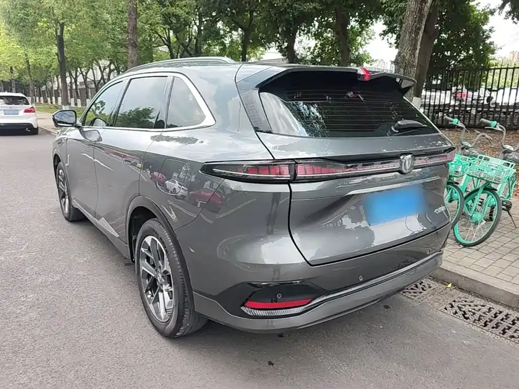 Changan CS75PLUS — фото 10