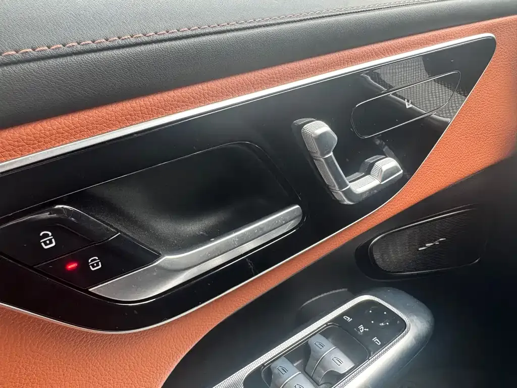 Mercedes-Benz GLC 2024 из CN, фото 9