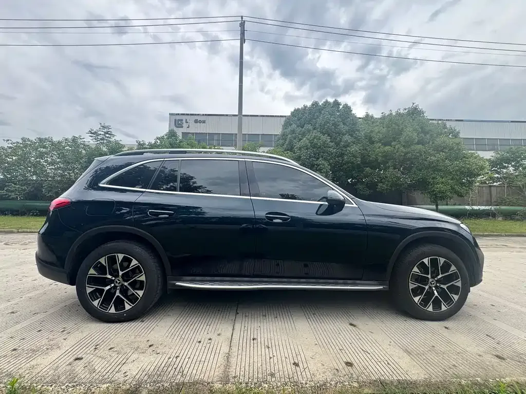 Mercedes-Benz GLC 2024 из CN, фото 8