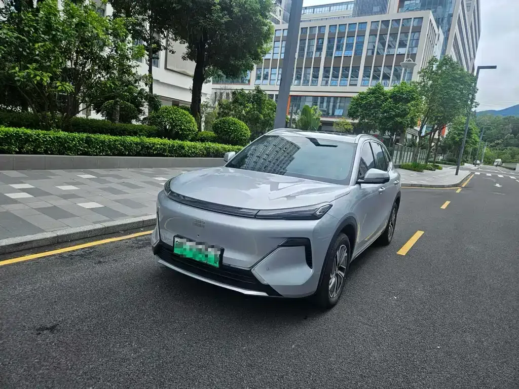Geely Galaxy Xingjian 7 — фото 1