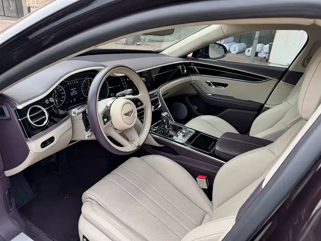 Bentley Flying Spur — фото 5