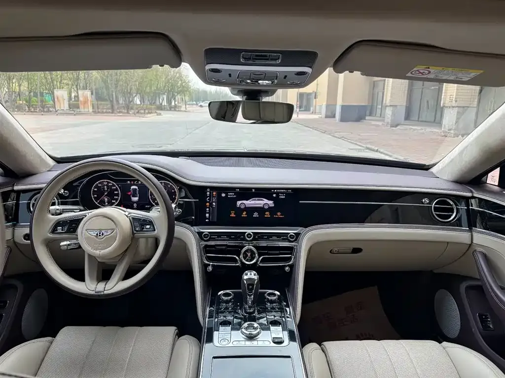 Bentley Flying Spur — фото 8