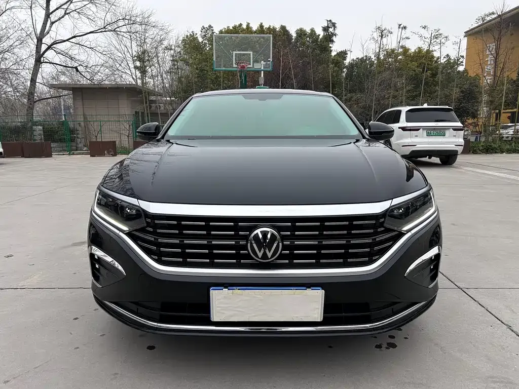 Volkswagen Passat — фото 3