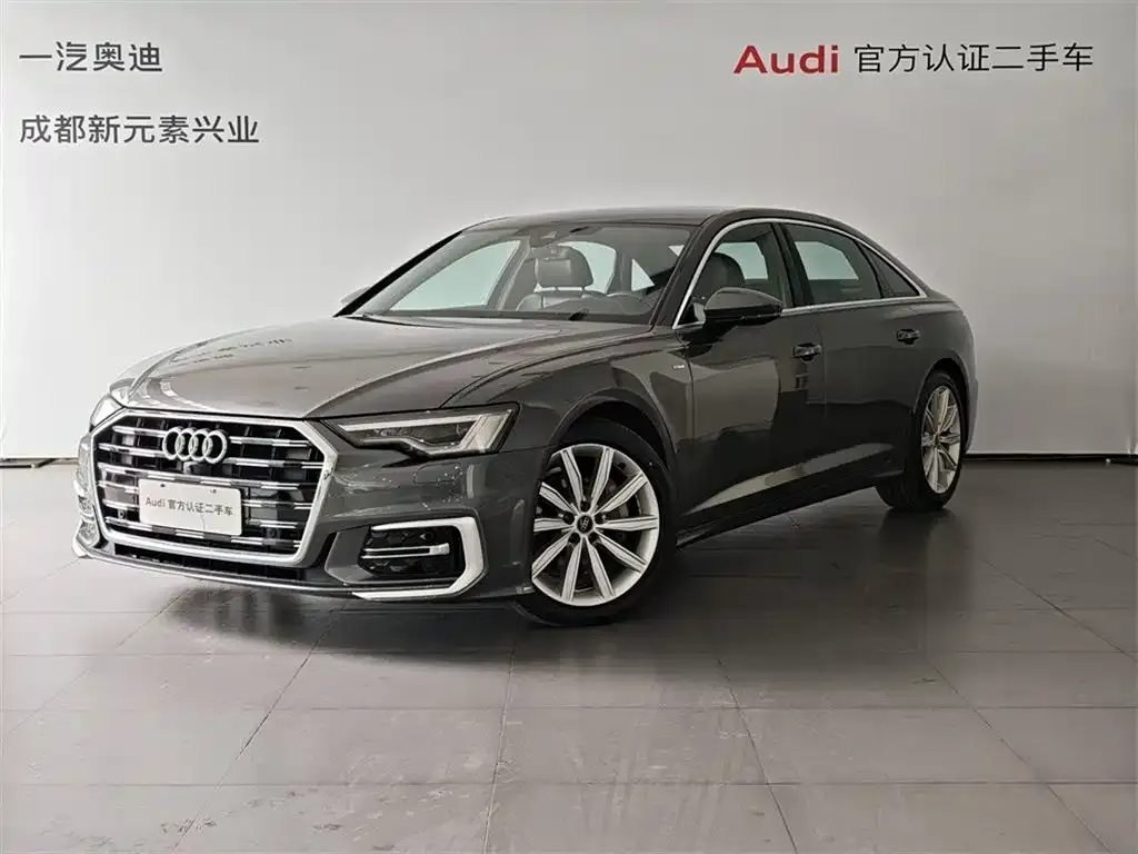 Audi A6L — фото 1