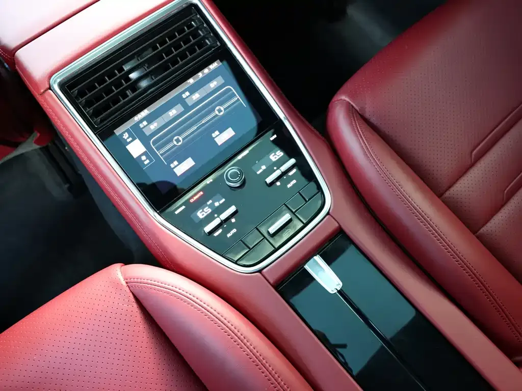 Porsche Panamera — фото 9