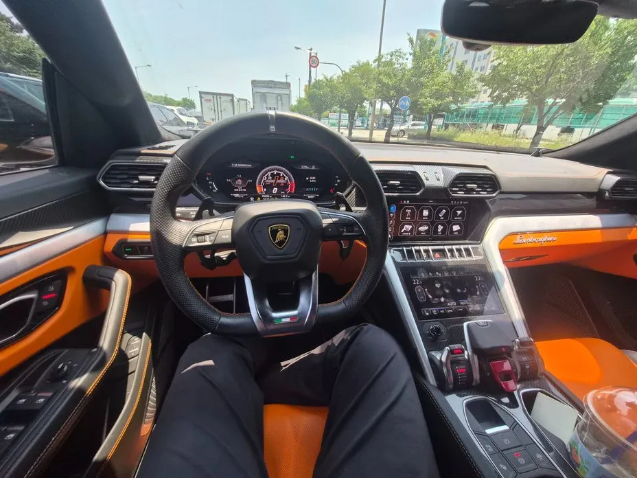 Lamborghini Urus 2021 из KR, фото 6