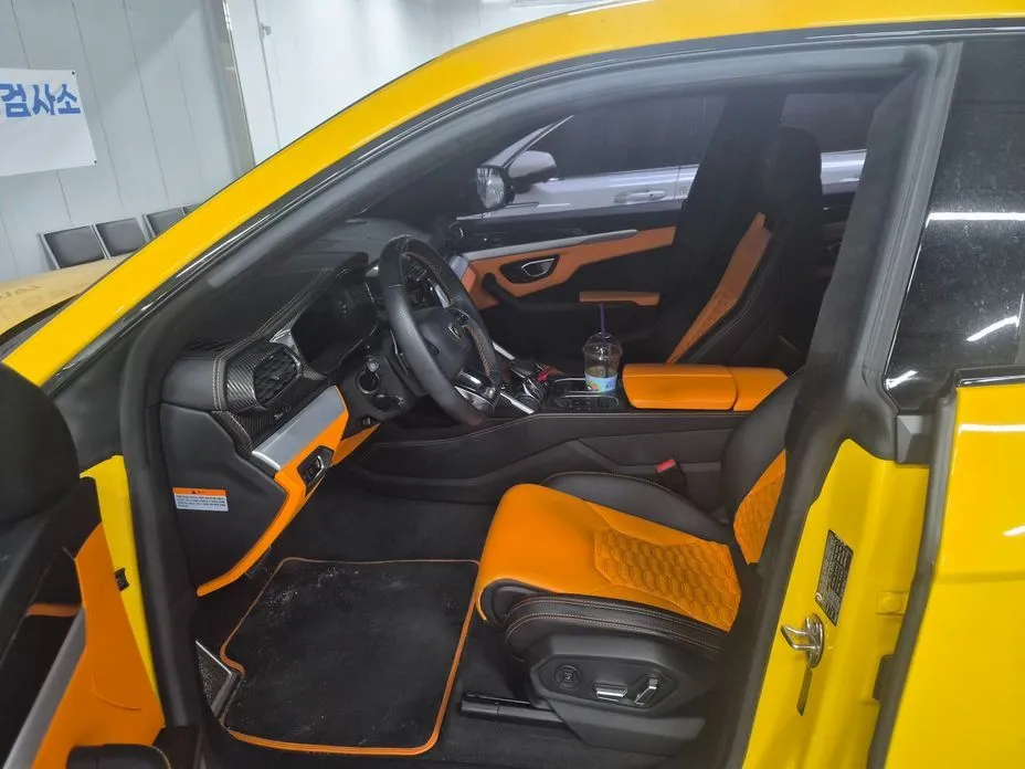 Lamborghini Urus 2021 из KR, фото 4