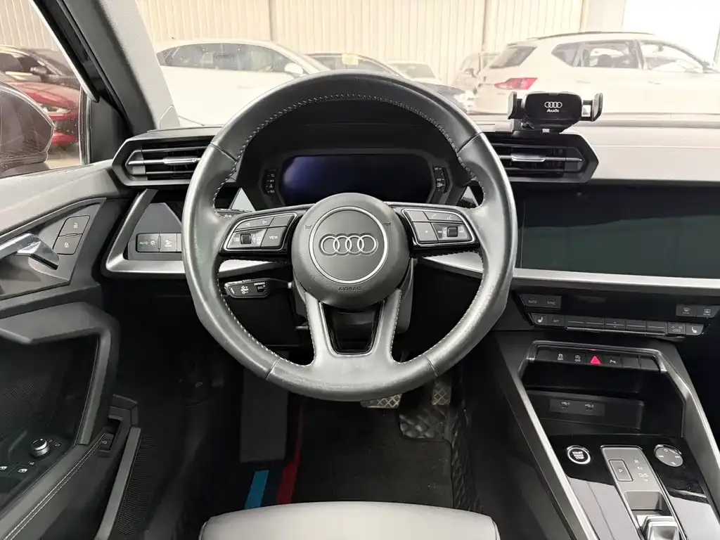 Audi A3 — фото 8