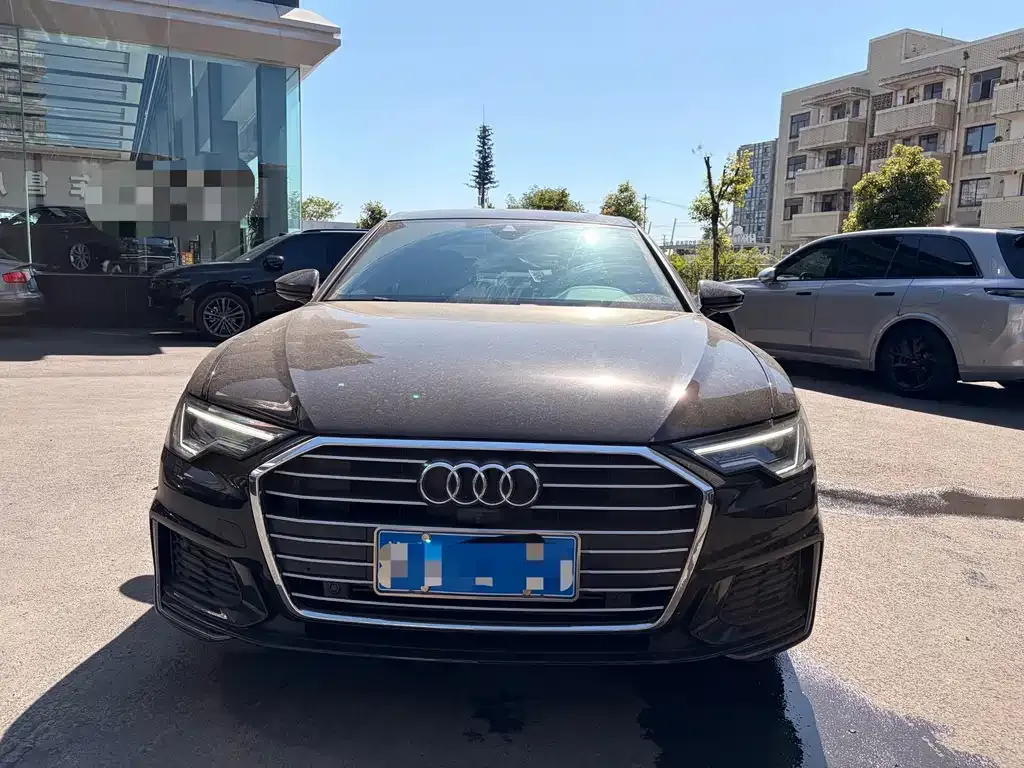 Audi A6L — фото 2