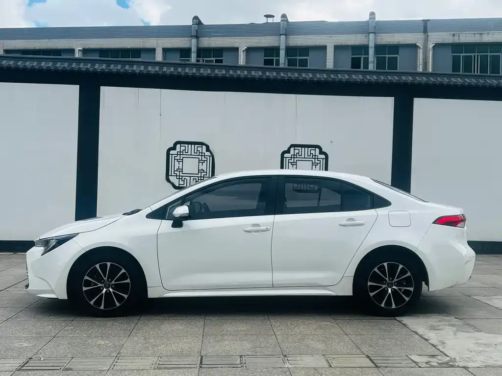 Toyota Levin 2023 из CN, фото 3