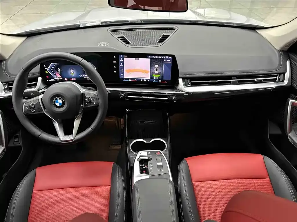BMW X1 — фото 10