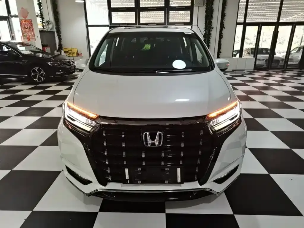 Honda Elysion — фото 7