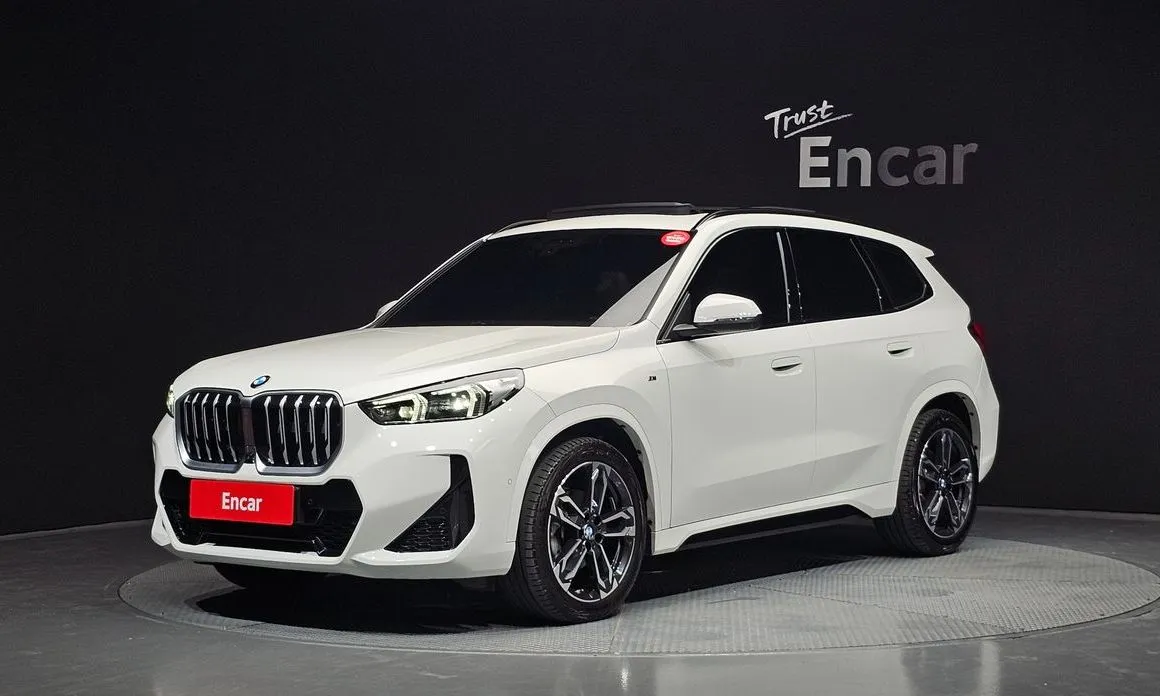 BMW X1 — фото 1