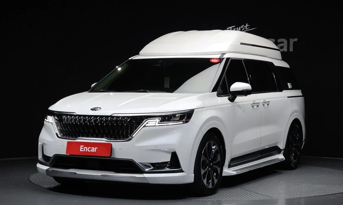 Kia Carnival — фото 1