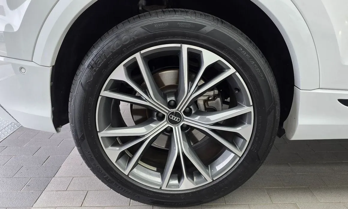 Audi Q8 2022 из KR, фото 9
