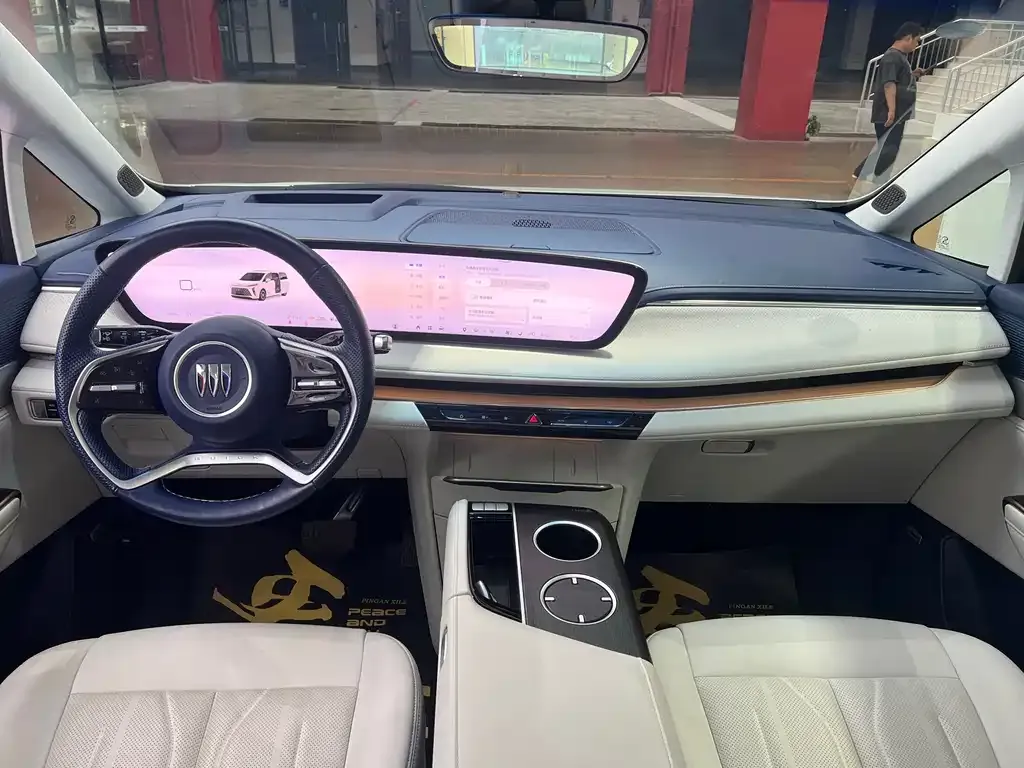 Buick GL8 Hybrid — фото 7