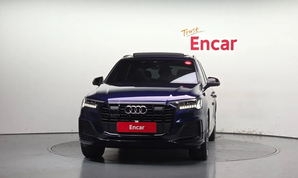 Audi Q7 2023 из KR, фото 9