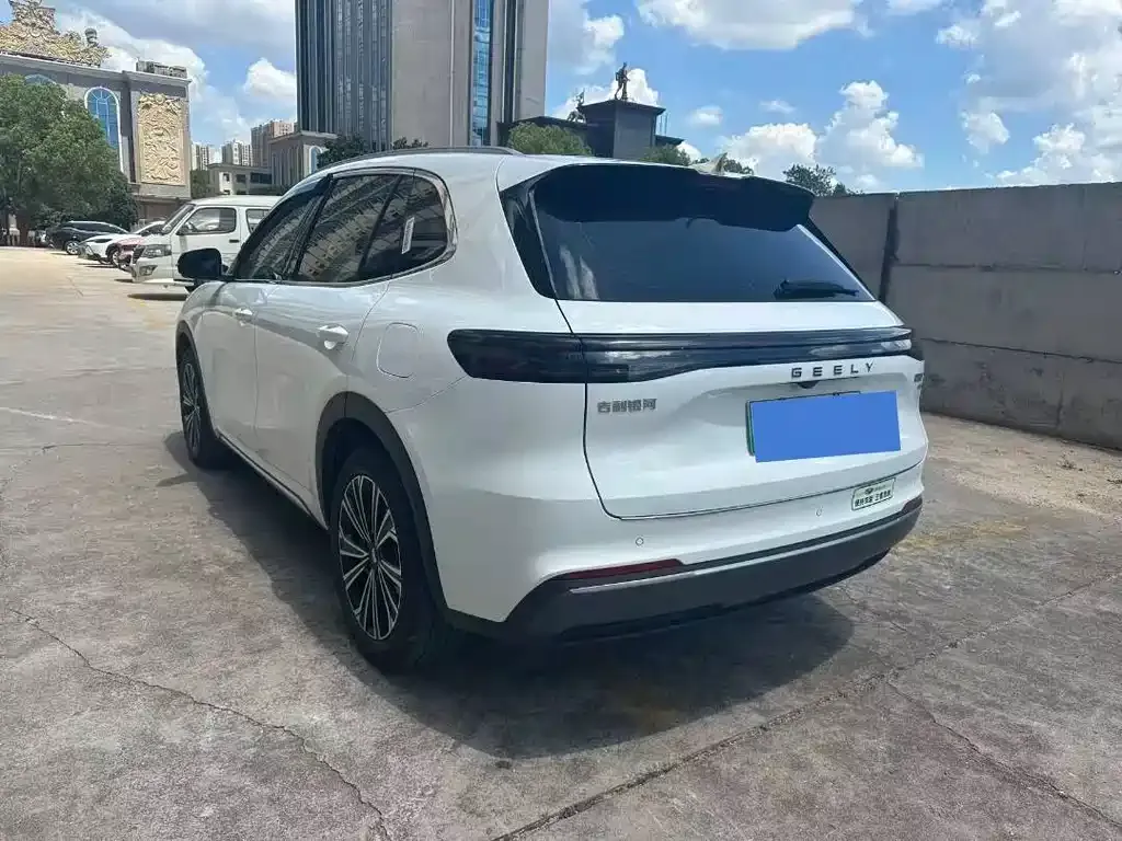 Geely Galaxy Xingjian 7 — фото 10