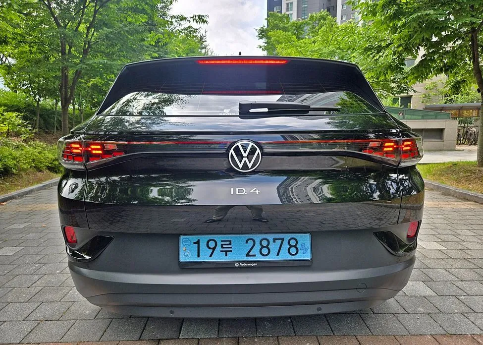 Volkswagen ID.4 2023 из KR, фото 7