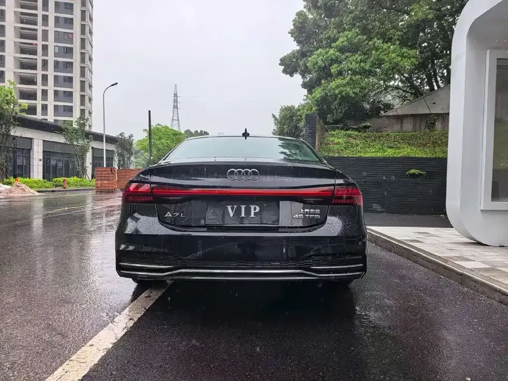 Audi A7L — фото 3